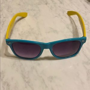 LAST CHANCE Wayfarer Sunglasses